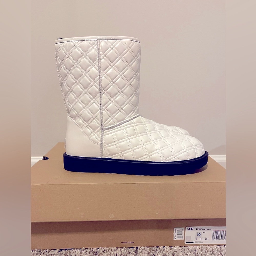 UGGs